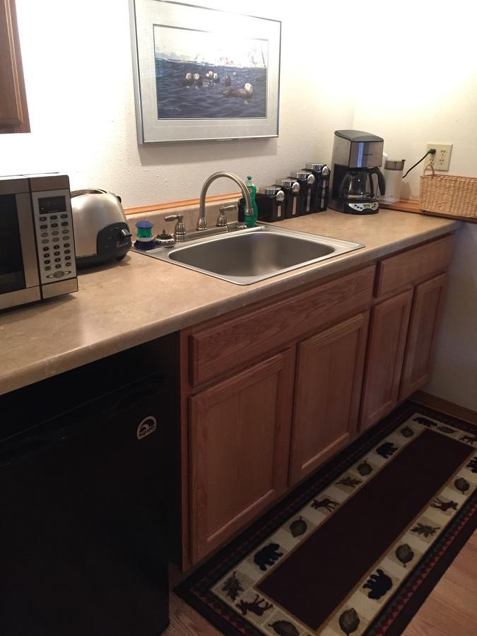 Bears Den Alaska Lodging ซูเวิร์ด ภายนอก รูปภาพ