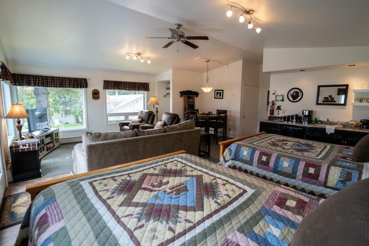Bears Den Alaska Lodging ซูเวิร์ด ภายนอก รูปภาพ