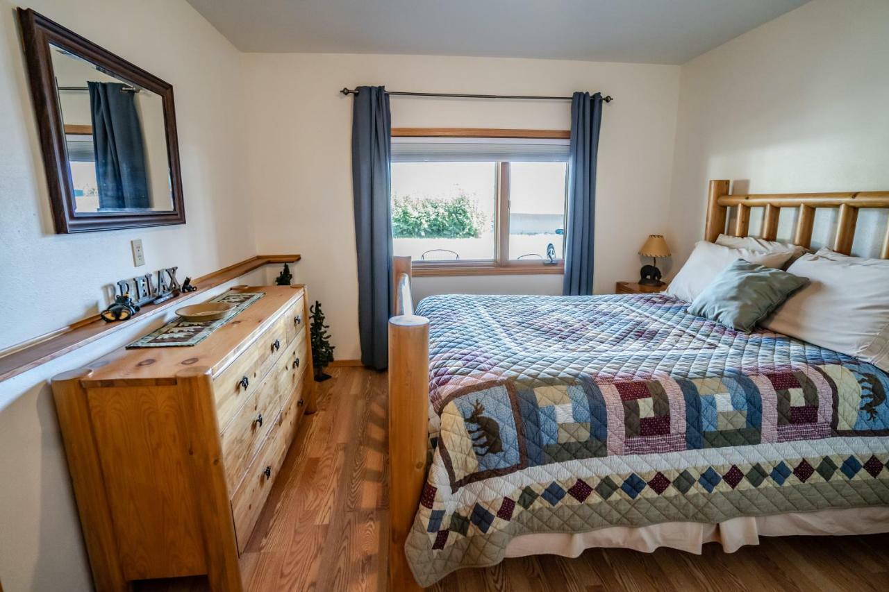 Bears Den Alaska Lodging ซูเวิร์ด ภายนอก รูปภาพ