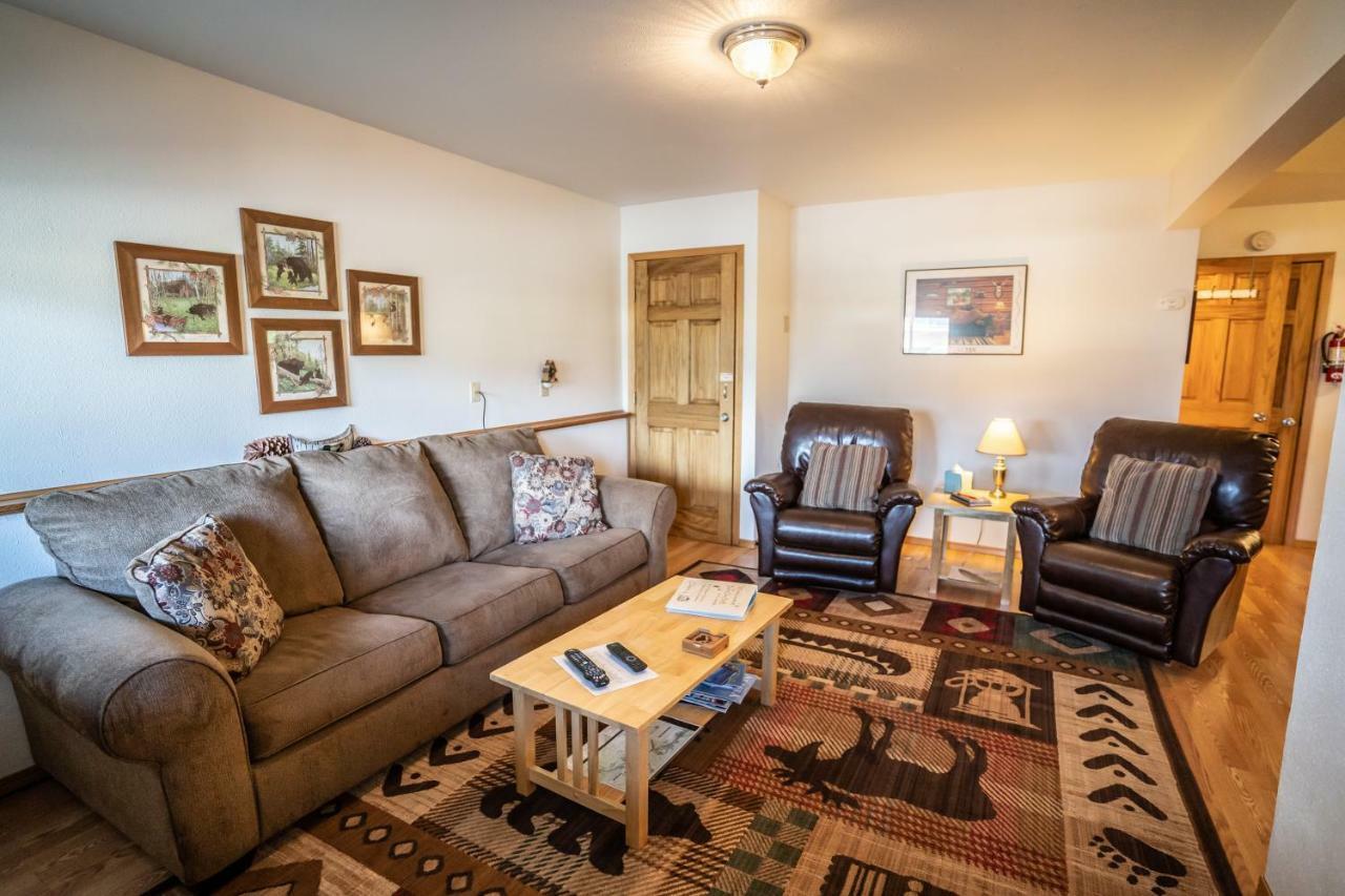Bears Den Alaska Lodging ซูเวิร์ด ภายนอก รูปภาพ